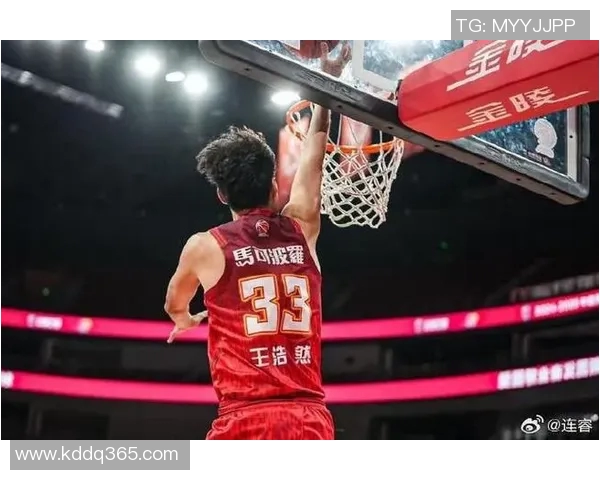 周鹏:从篮球场上的拼搏者到人生舞台上的奋斗者的精彩旅程